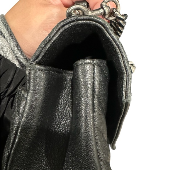 Authentic Saint Laurent Medium College Matelasse Leather Shoulder Bag - Picture 10 of 14